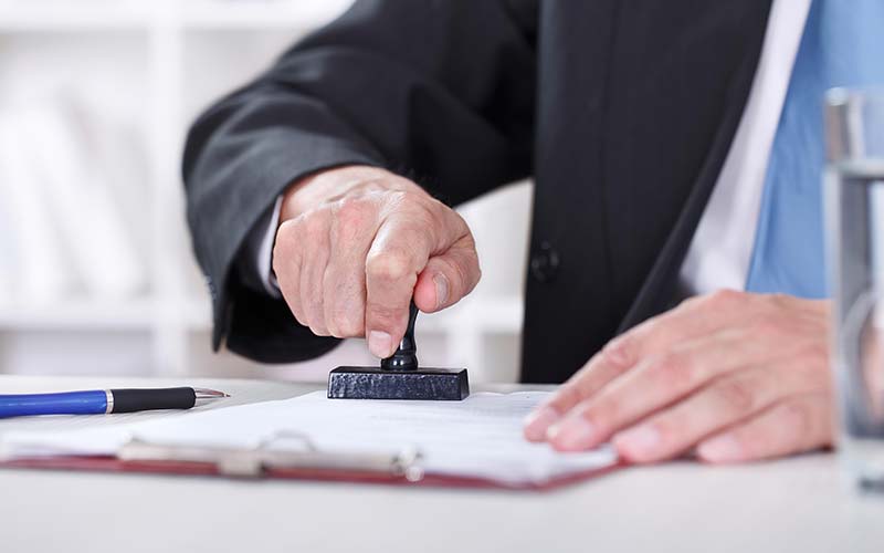 Notary Public Virginia providing mobile and online notarization services